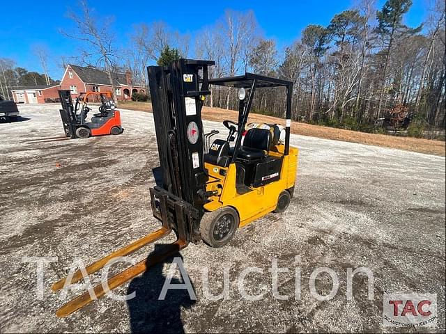 Image of Caterpillar GC25 equipment image 1