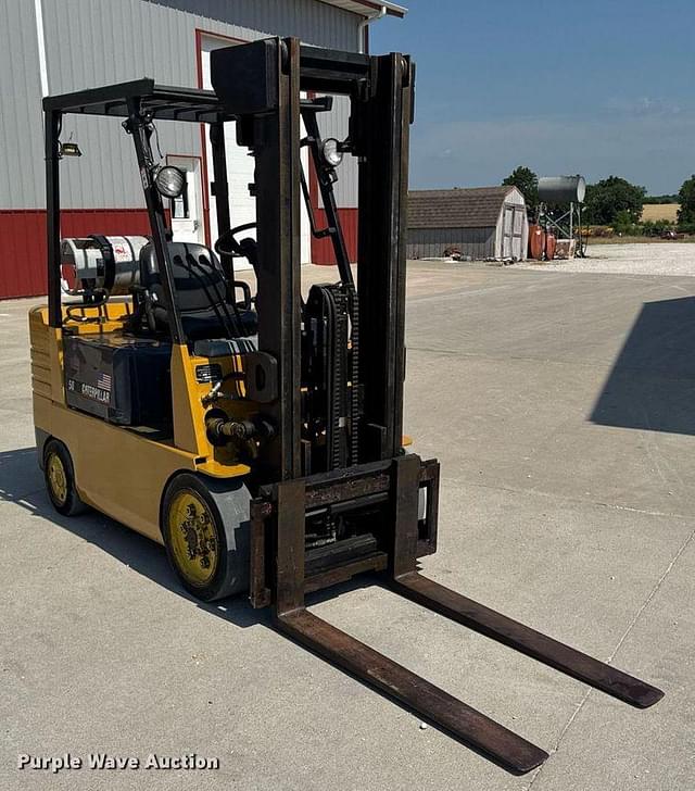 Image of Caterpillar GC25 equipment image 2