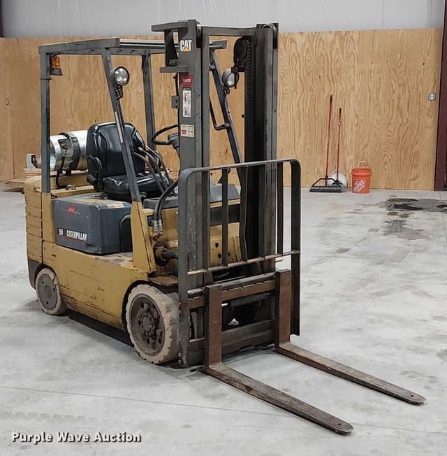 Image of Caterpillar GC25 equipment image 2