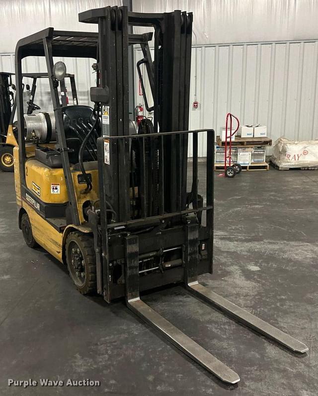Image of Caterpillar GC25K equipment image 2
