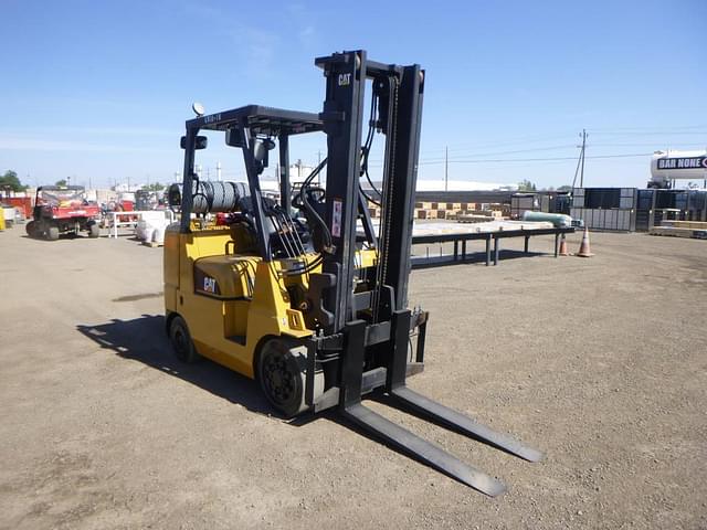 Image of Caterpillar GC35K equipment image 1