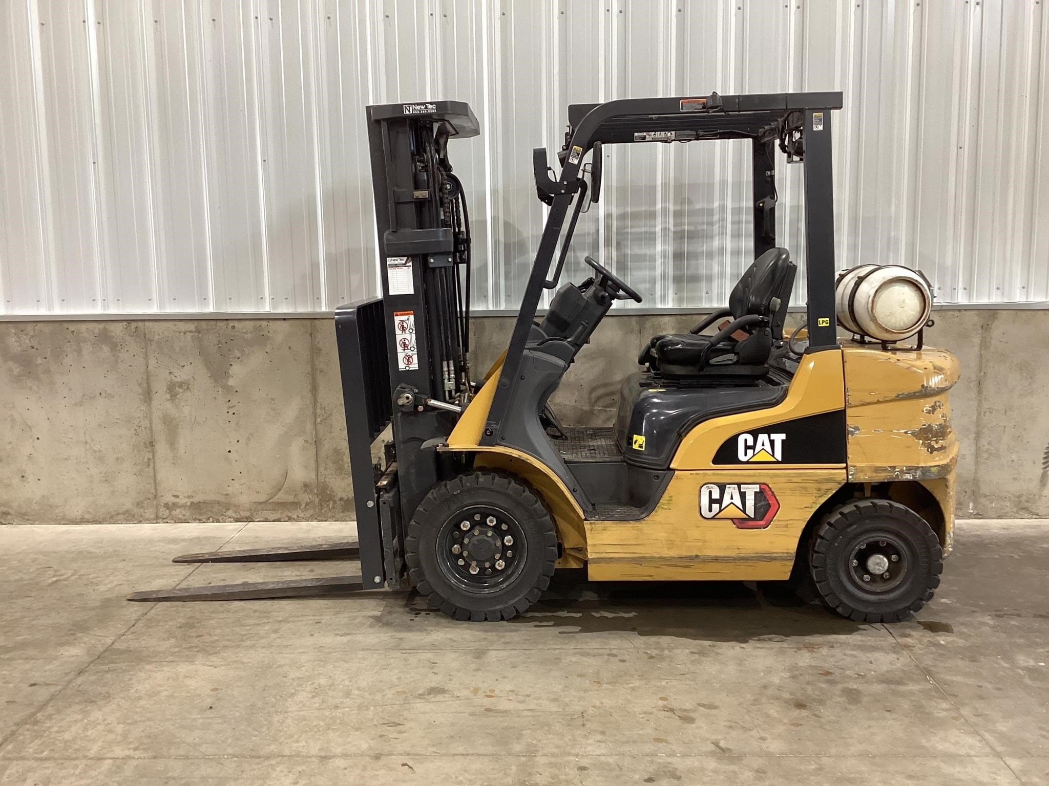 2020 Caterpillar GP25N Equipment Image0