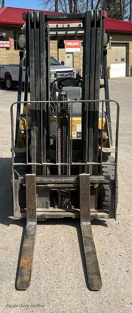 Image of Caterpillar GP25N equipment image 1