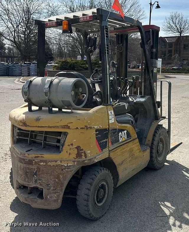 Image of Caterpillar GP25N equipment image 4