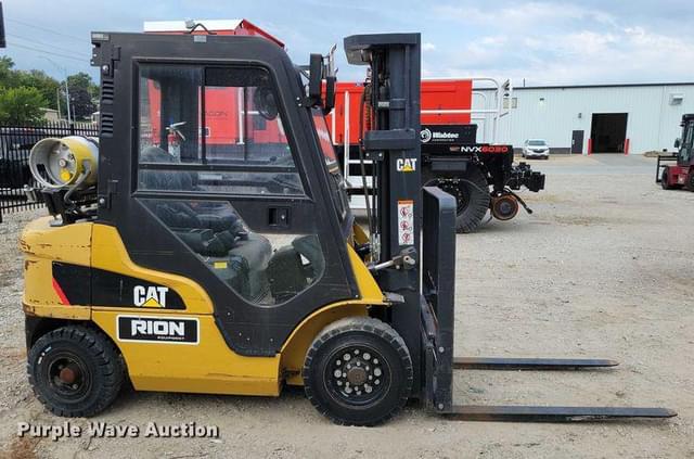 Image of Caterpillar GP25N equipment image 3