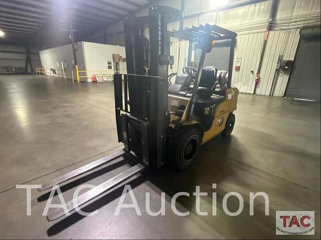 Image of Caterpillar GP30N equipment image 1