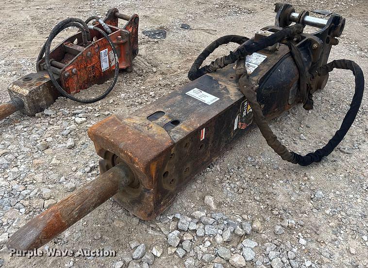 Image of Caterpillar H120ES Primary image