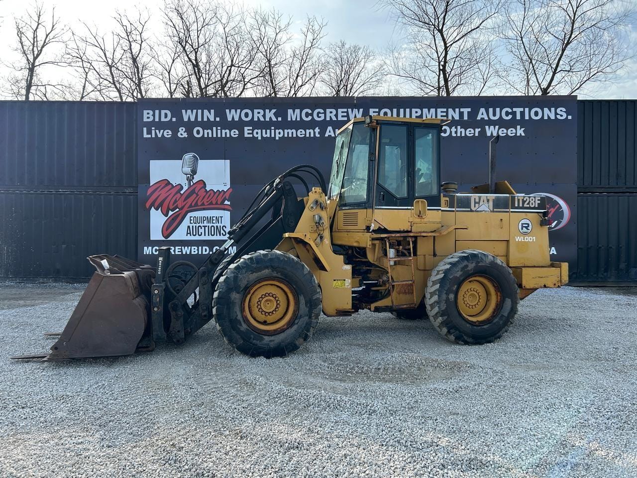 Caterpillar IT28F Equipment Image0