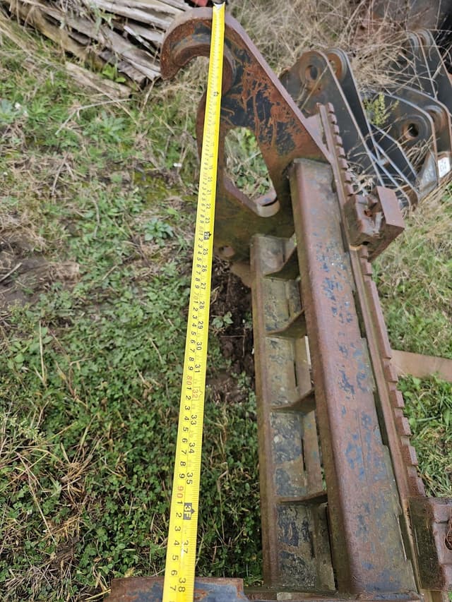 Image of Caterpillar IT38G equipment image 3