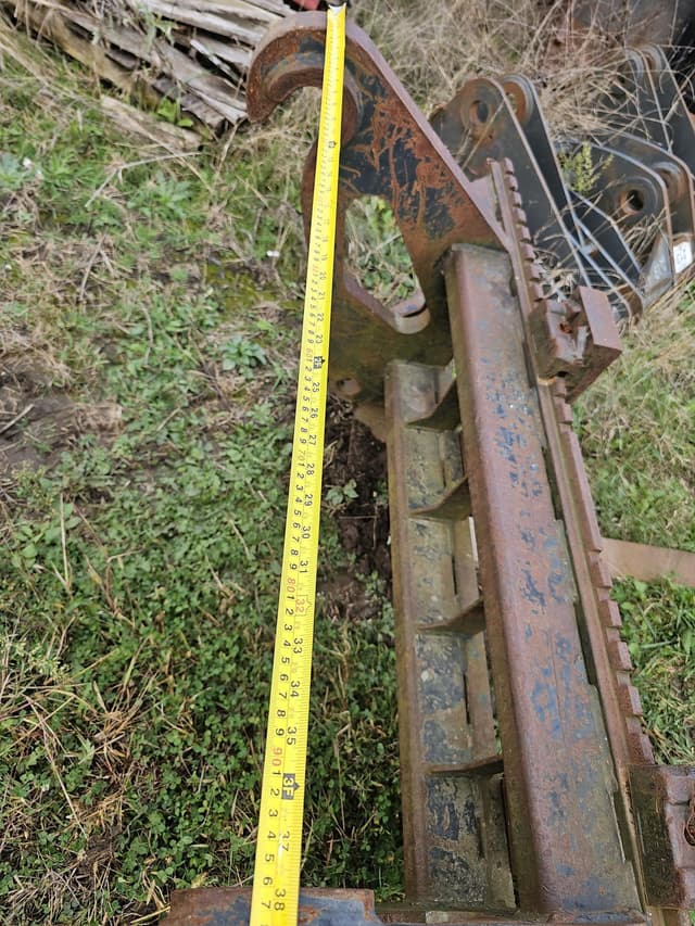 Image of Caterpillar IT38G equipment image 3