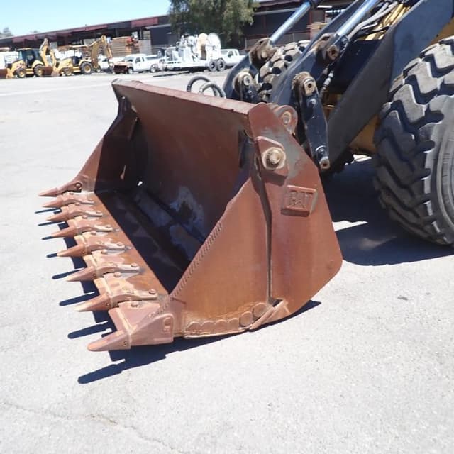 Image of Caterpillar IT38G equipment image 4
