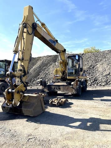 Main image Caterpillar M318