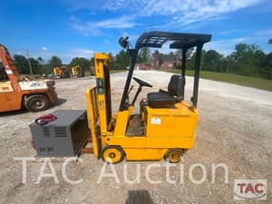 Caterpillar MC30 Image