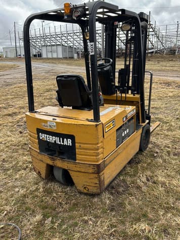 Main image Caterpillar 40