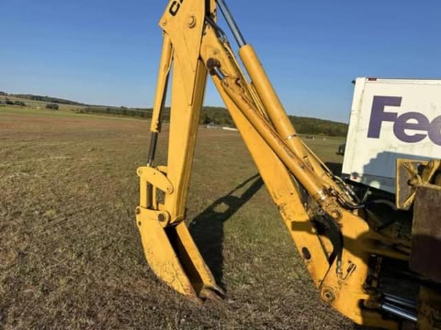 Image of Caterpillar 416 equipment image 3