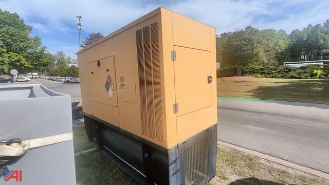 Image of Caterpillar D125P1 equipment image 3