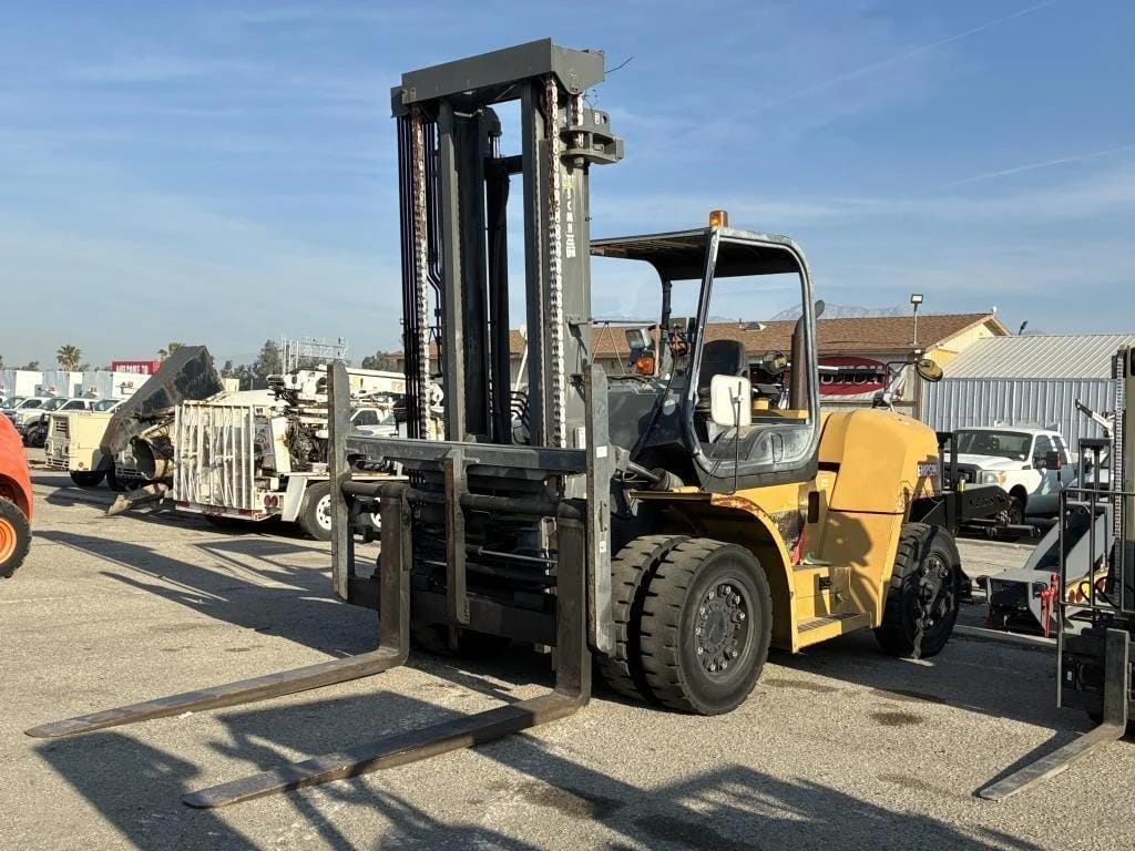 Caterpillar P26500 Equipment Image0