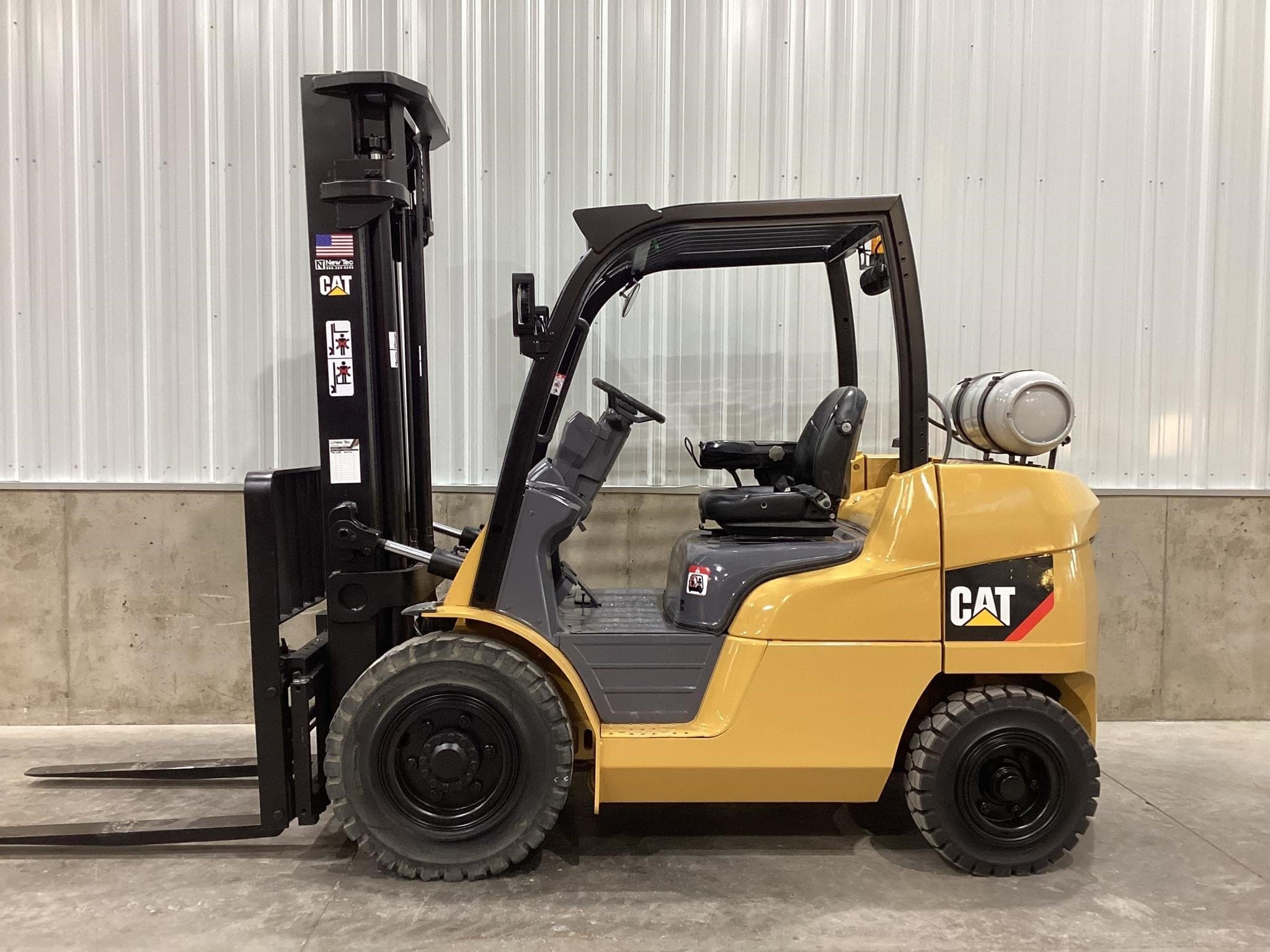 2011 Caterpillar P8000 Equipment Image0