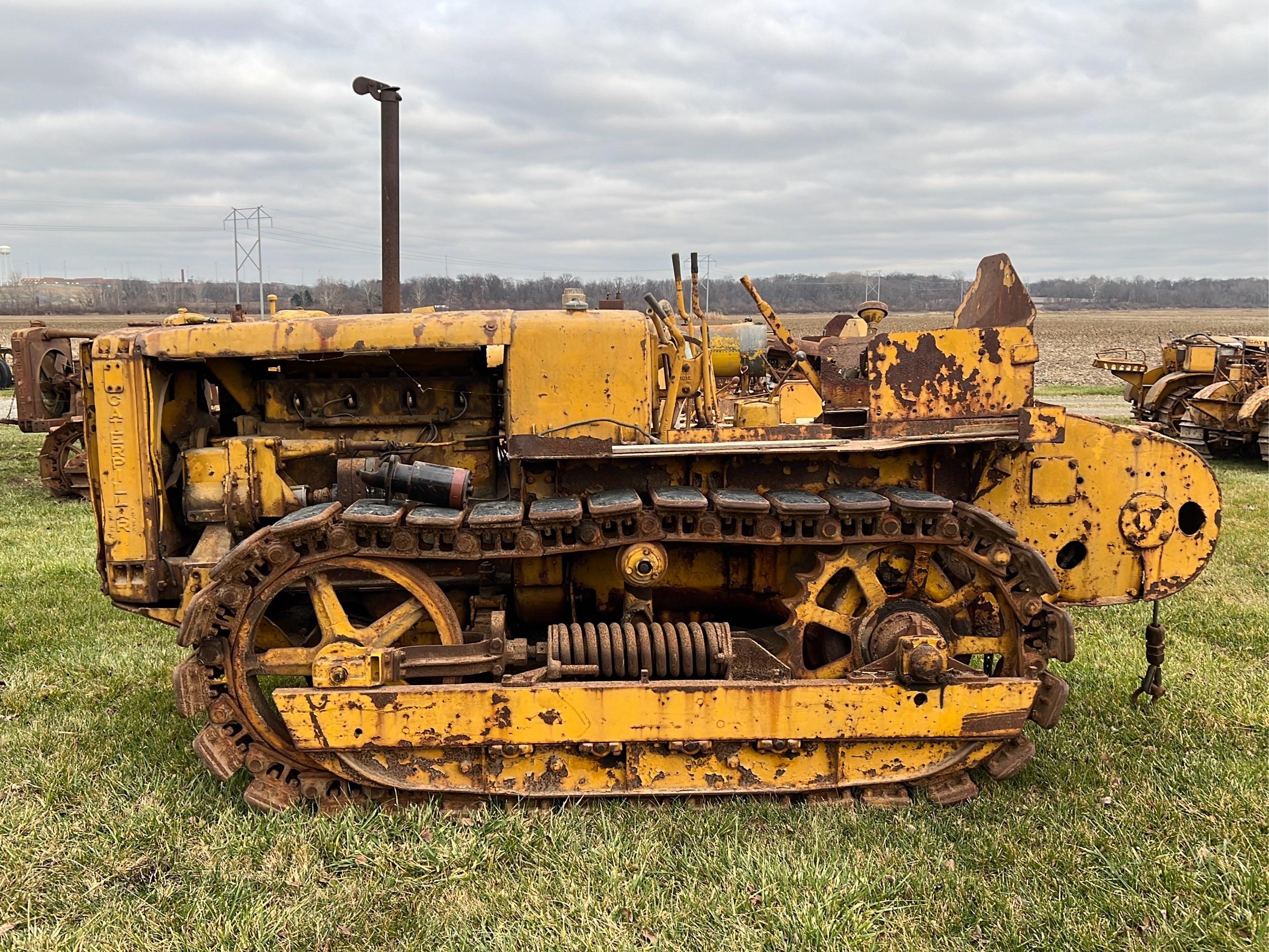 Main image Caterpillar R4 