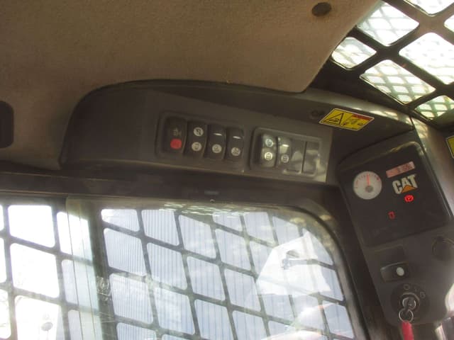 Image of Caterpillar 287C equipment image 2