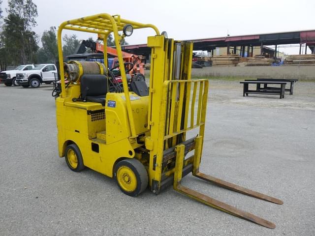 Image of Caterpillar T25 equipment image 1