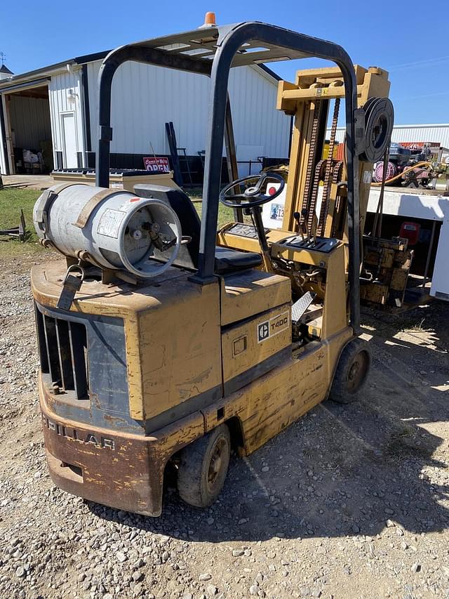 Image of Caterpillar T40C equipment image 4