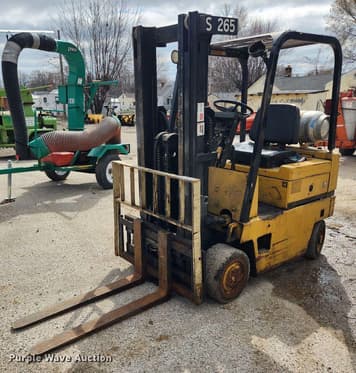 Main image Caterpillar T40D