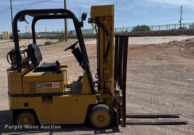 Image of Caterpillar T40DSA equipment image 3