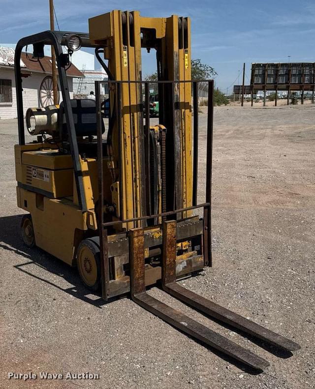 Image of Caterpillar T40DSA equipment image 2