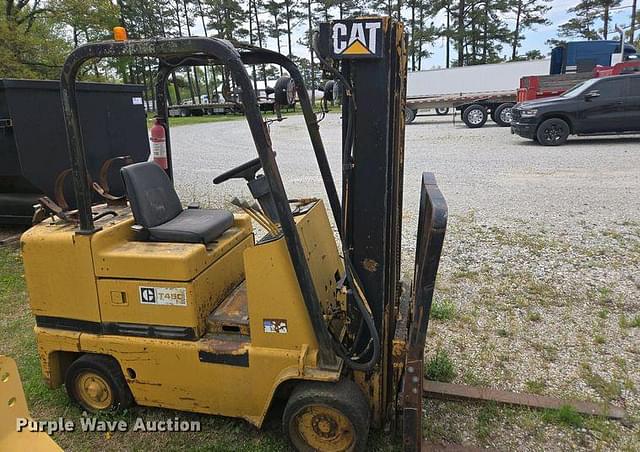 Image of Caterpillar T45C equipment image 3