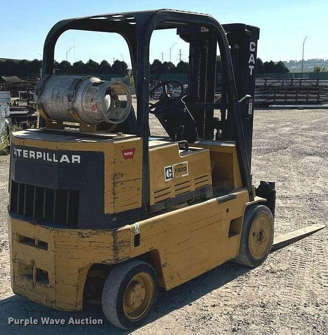 Image of Caterpillar T60D equipment image 4