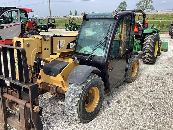Image of Caterpillar TH255 equipment image 1