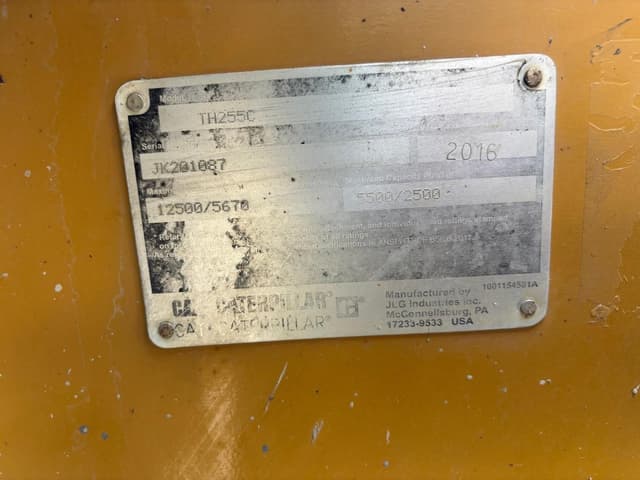 Image of Caterpillar TH255C equipment image 4