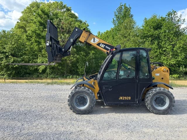 Image of Caterpillar TH255C equipment image 4