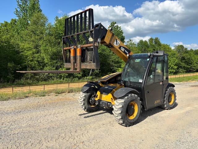 Image of Caterpillar TH255C equipment image 3