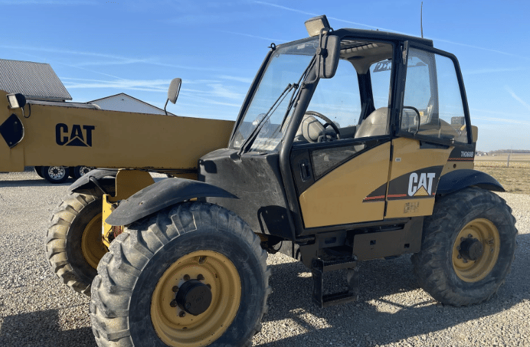 Main image Caterpillar TH360B