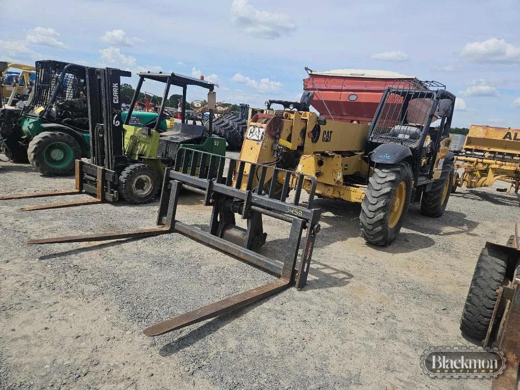 Image of Caterpillar TH360B Primary image