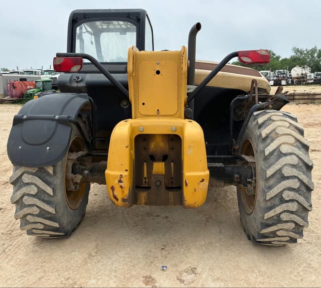 Image of Caterpillar TH406C equipment image 4