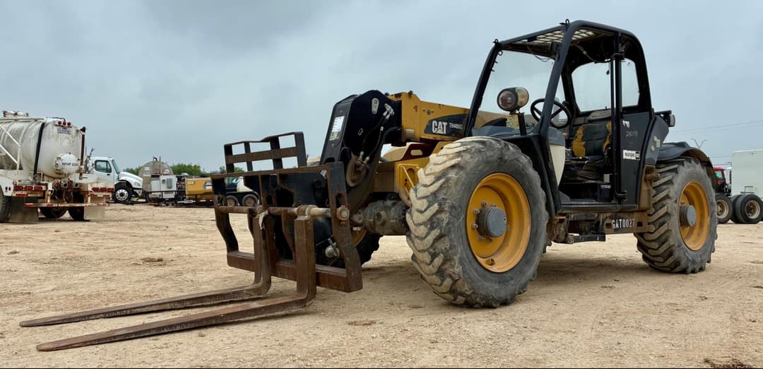Image of Caterpillar TH406C Primary image