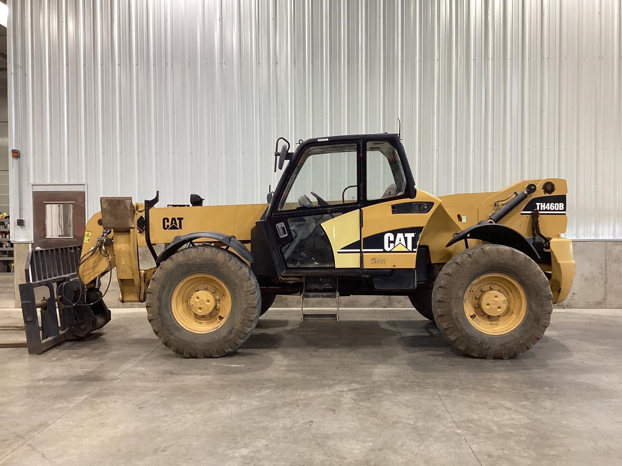 2006 Caterpillar TH460B Equipment Image0