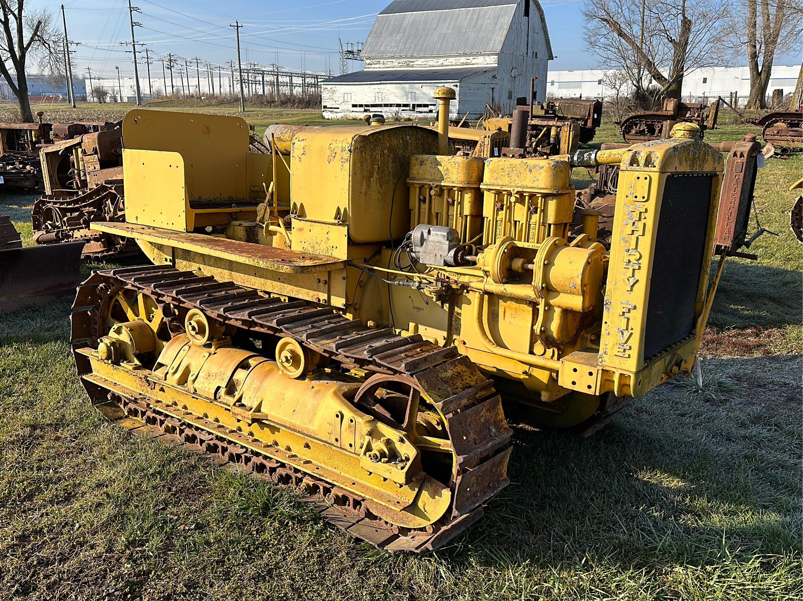 Main image Caterpillar Thirty-Five