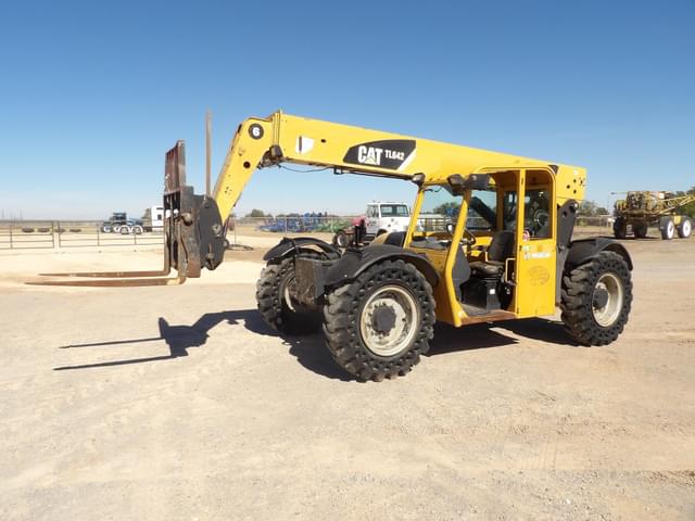 Image of Caterpillar TL642 equipment image 1