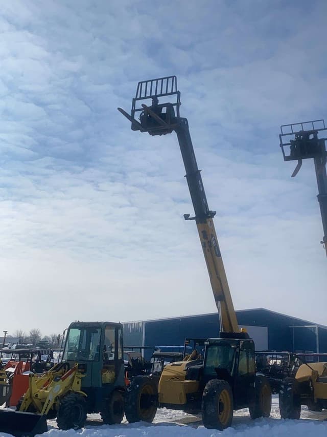 Image of Caterpillar TL642C equipment image 3