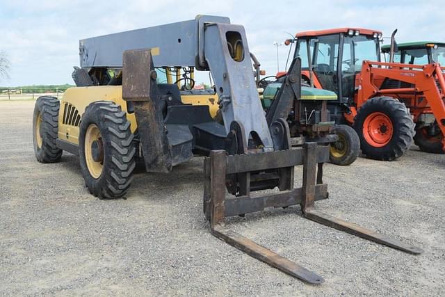 Image of Caterpillar TL943 equipment image 3