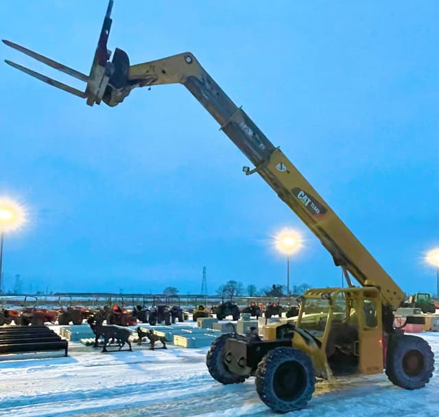 Image of Caterpillar TL943 equipment image 1