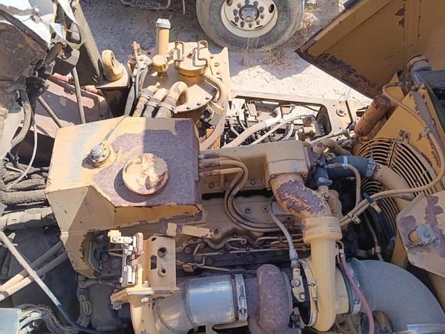 Image of Caterpillar D250E equipment image 1