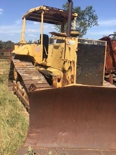 Caterpillar D6M Equipment Image0