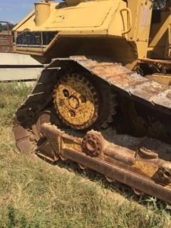 Image of Caterpillar D6M equipment image 2