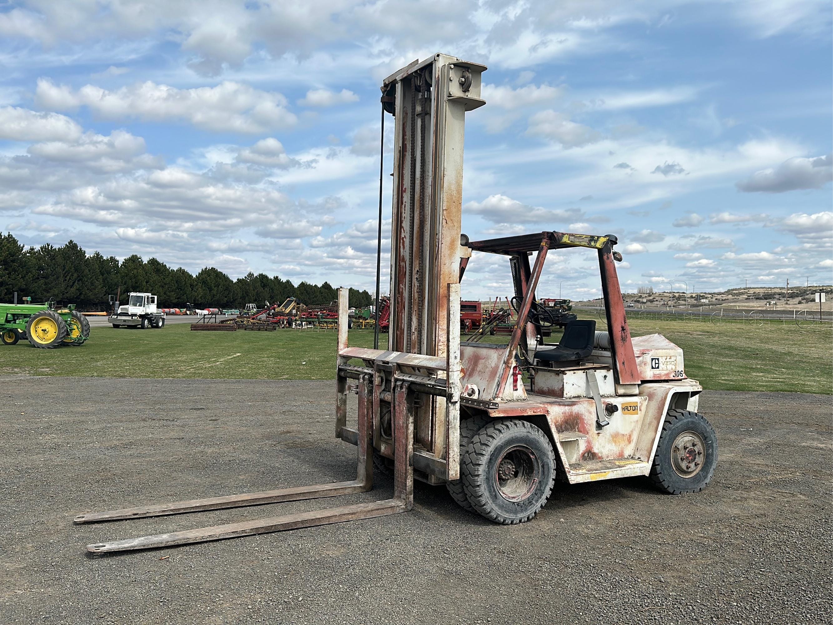 Main image Caterpillar V150