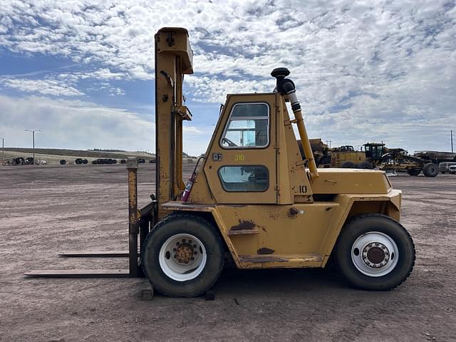 Image of Caterpillar V180 equipment image 2